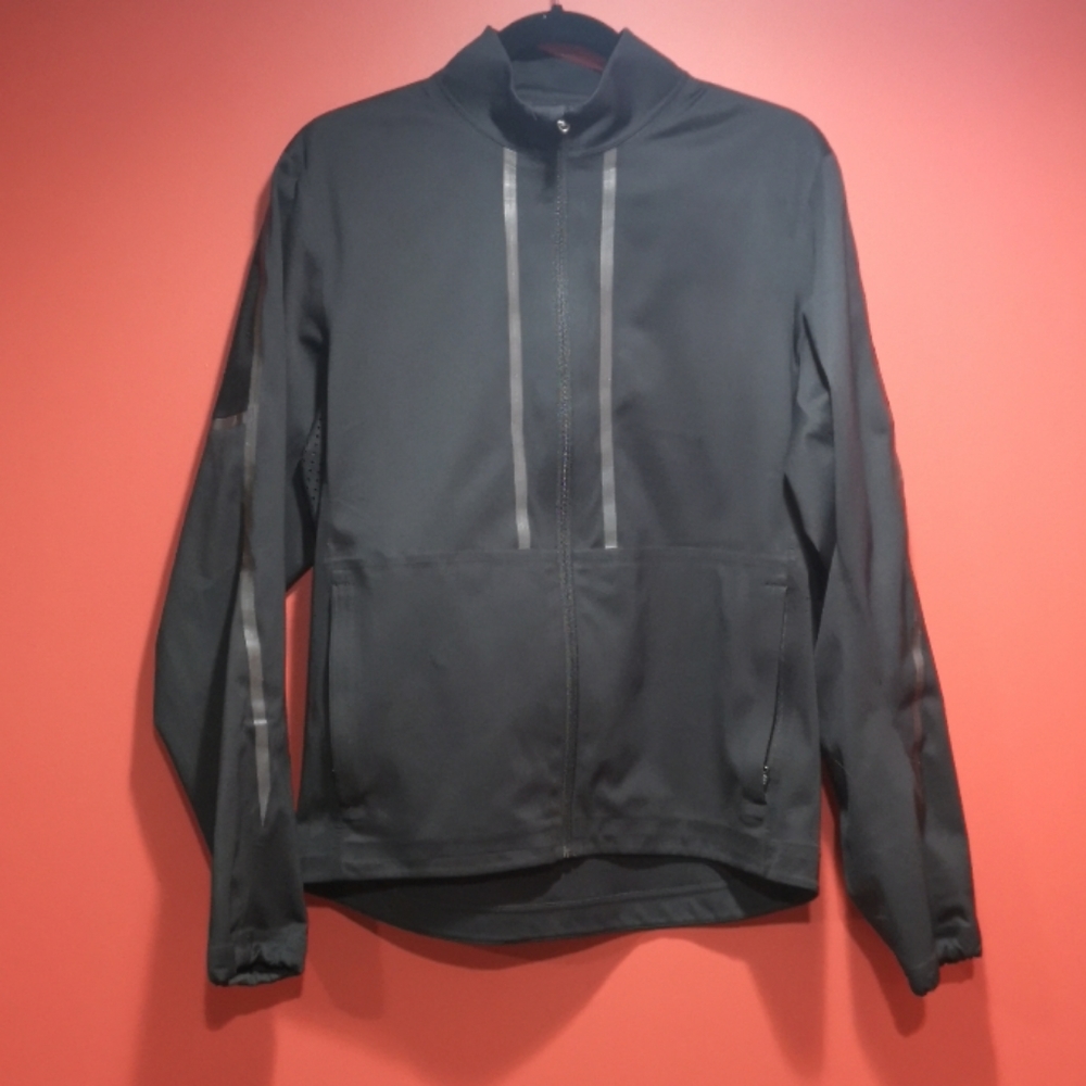Lululemon techwear windbreaker